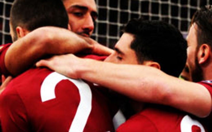 Trabzonspor Sivas'ı 4 golle geçti (Maçın golleri ve puan durumu)
