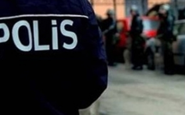 Davutoğlu Mersin mitinginde 3 gözaltı