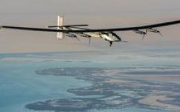 Solar Impulse: Güneş enerjili uçakla ilk dünya turu başladı