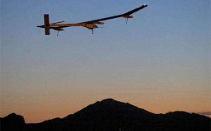 Solar Impulse 2 dünya turuna başladı