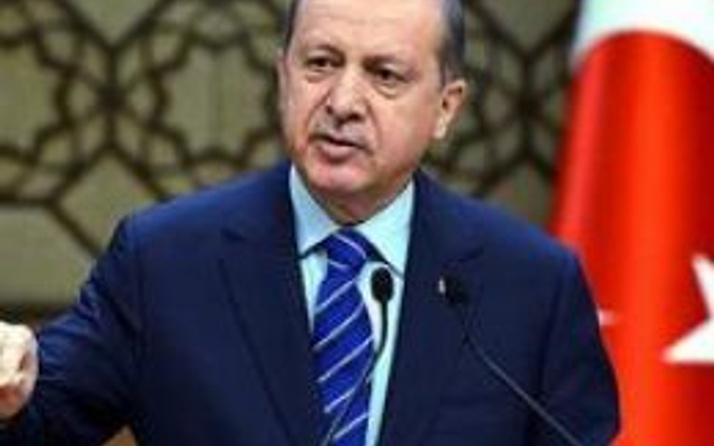 Guardian: Erdoğan'ın Putin tarzı iktidar stratejisi