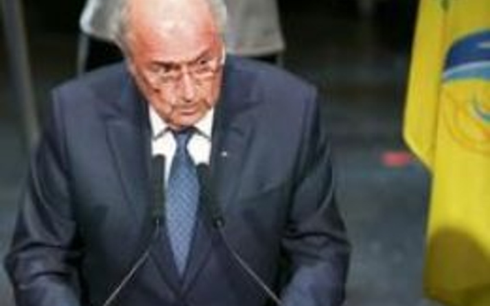 FIFA yolsuzluk gölgesinde başkanını seçiyor