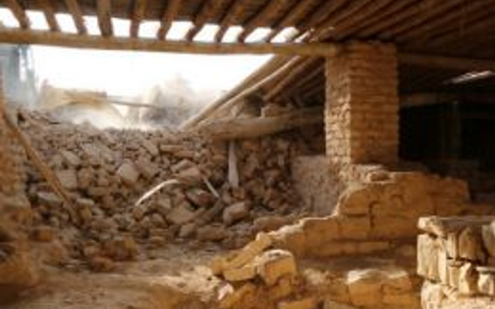 'IŞİD, Suriye'de bir manastırı buldozerlerle yıktı'
