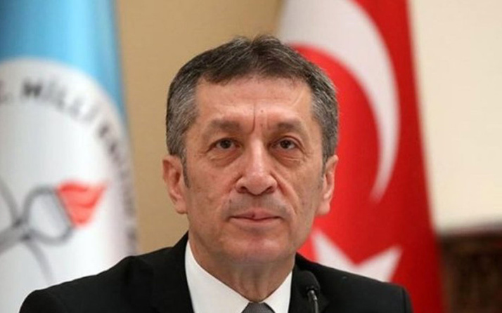 Ziya Selçuk açıkladı! MEB dört beceride ilk Türkçe elektronik sınav düzenledi