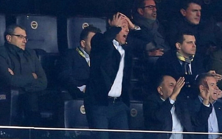 Fenerbahçelileri çıldırtan fotoğraf: Comolli'yi niye kovmuyorsun