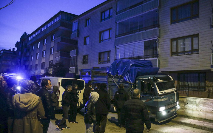 Ankara'da çökme tehlikesi olan bina apar topar boşaltıldı!