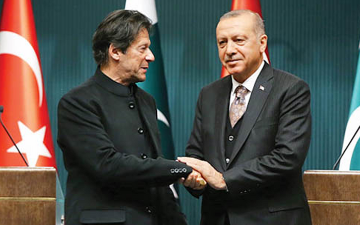 İmran Han: İslam dünyasında öne çıkan iki lider var, biri Erdoğan