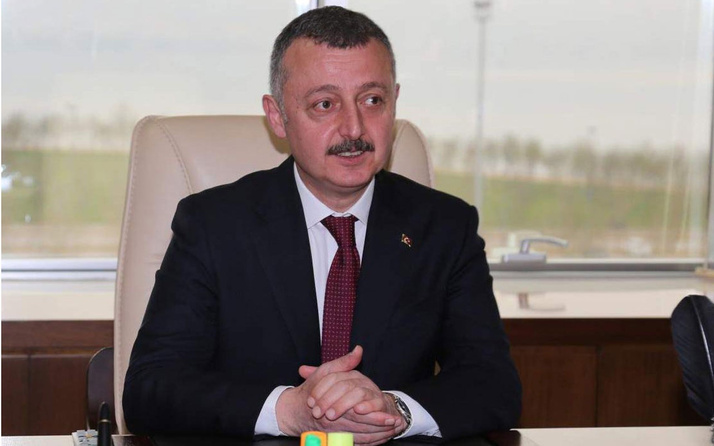 Kocaeli Büyükşehir Belediye Başkanı seçilen Tahir Büyükakın cep numarasını paylaştı