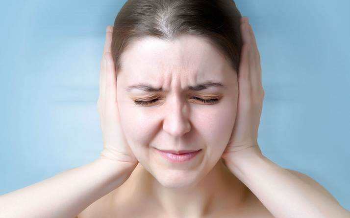 Kulak ağrısı neden olur nasıl kolay geçer?