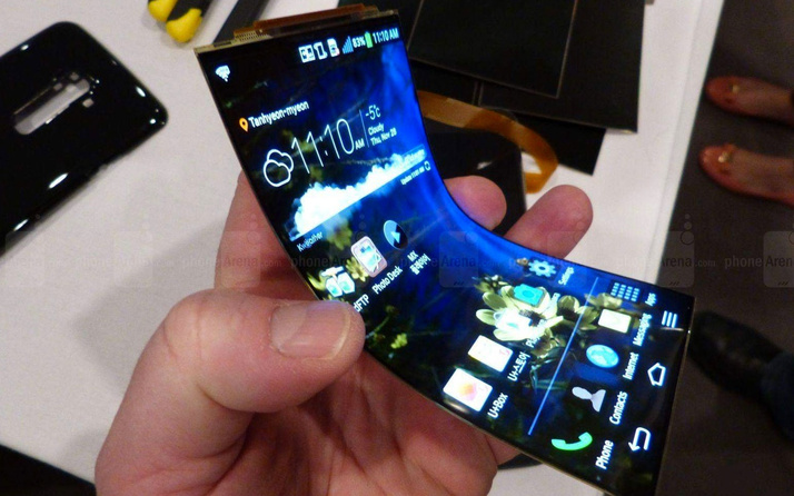 LG'den şeffaf katlanabilir telefon geliyor