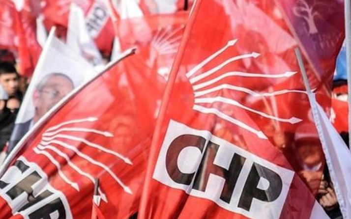 "Hezimetin sorumluluğunu üstleniyorum" deyip partisinden istifa etti!