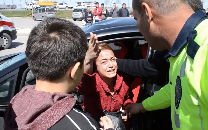 Çarptığı kadın ağır yaralandı sürücü otomobili için gözyaşı döktü
