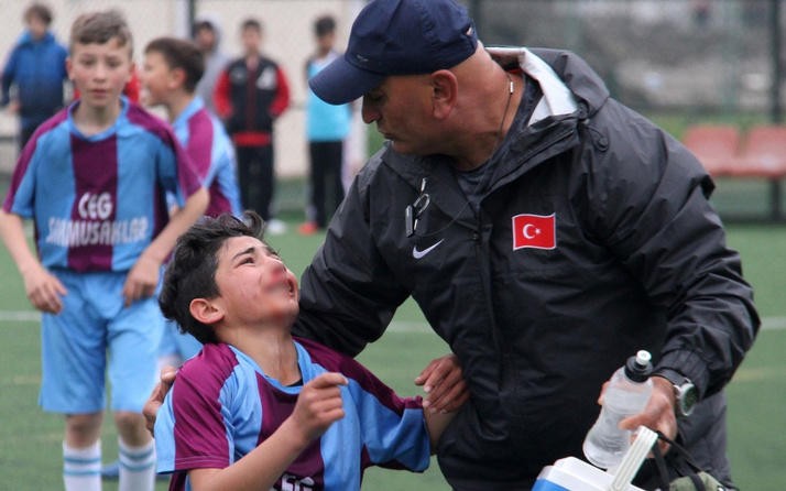 'Bırak beni oyuna gireyim' diyerek ağladı