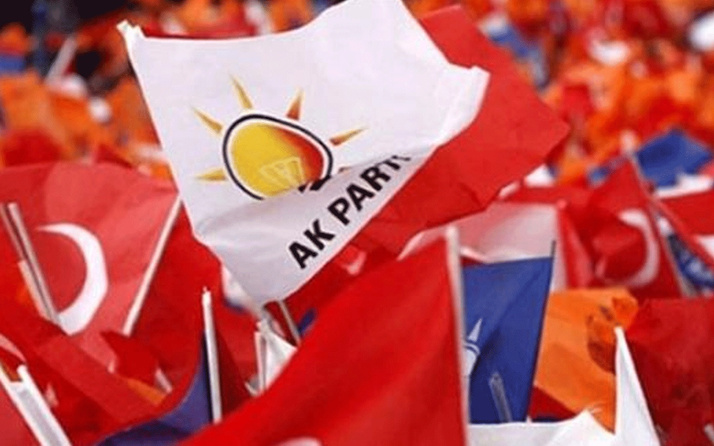 AK Parti İl Başkanı "Gördüğüm lüzum üzerine" deyip istifa etti!