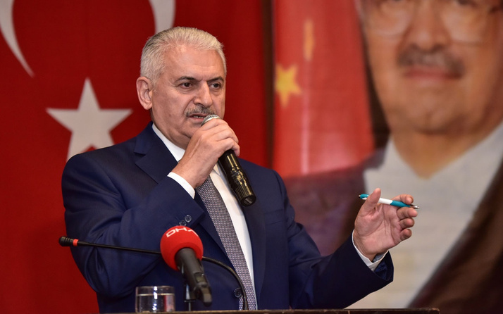 Binali Yıldırım örnek aldığı ismi açıkladı