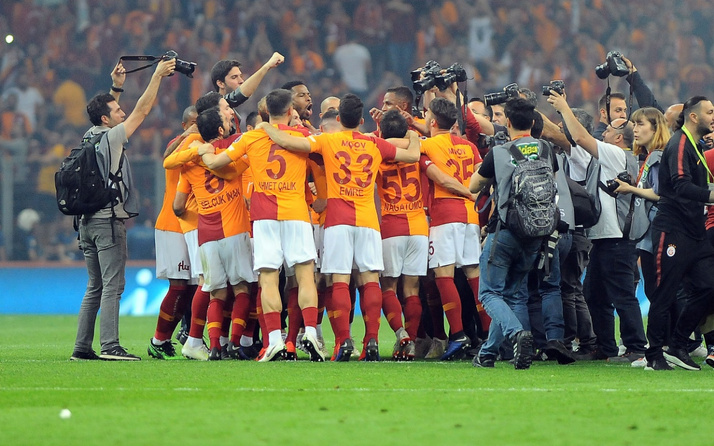 Galatasaray'a para yağacak! Türk futbolunun rekorunu kırdı