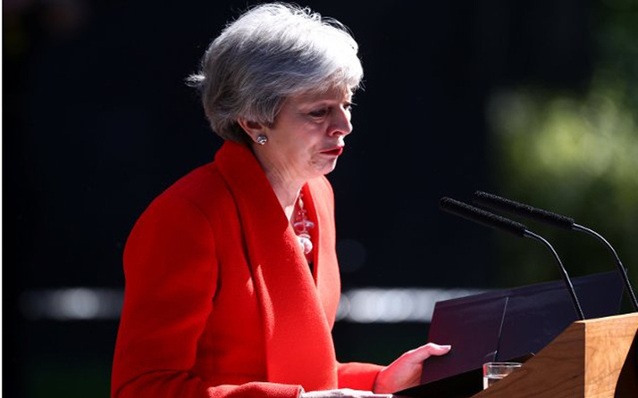 İngiltere Başbakanı Theresa May 7 Haziran'da istifa edeceğini açıkladı