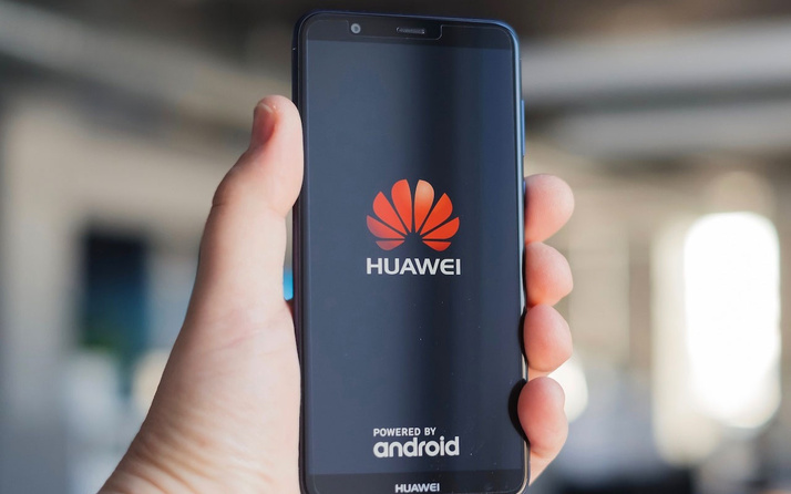 Huawei'nin kurucusundan açıklama: Yüzde 40 düşüş olabilir