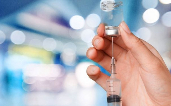 İngiltere’den dünyayı sarsan aşı iddiası! İki ülke saldırdı