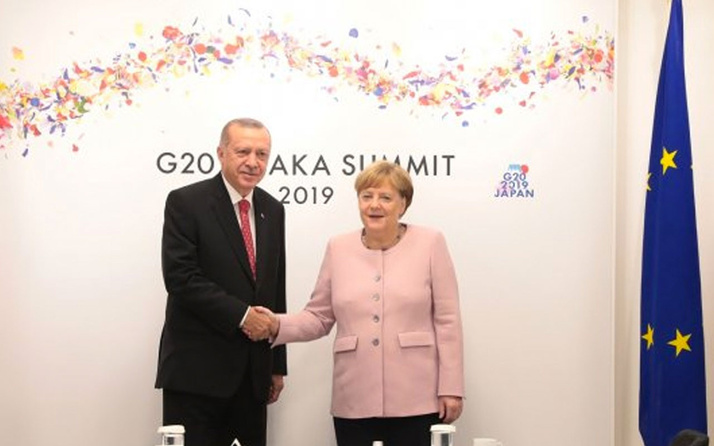 Erdoğan Merkel ile görüştü