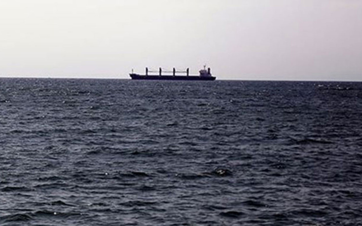 İran Devrim Muhafızları Körfez'de yabancı bir petrol tankerini ele geçirdi