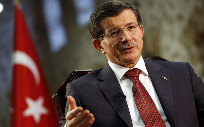 Yeni parti iddialarıyla gündemde olan Davutoğlu'nun dünürü istifa etti