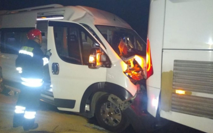Manisa'da zincirleme trafik kazası: 23 yaralı
