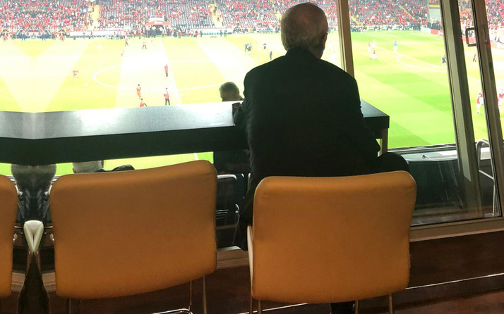 Aziz Yıldırım 1 yıl sonra Fenerbahçe Stadı'nda maç izledi