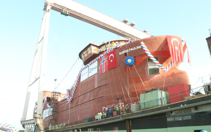 Türkiye'de bir ilk! Norveçli firma için Yalova'da inşa edilen gemi denize indirildi
