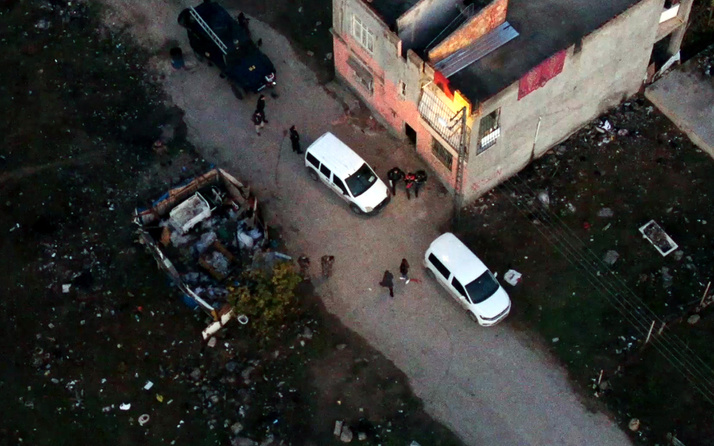 Adana'daki drone'lu uyuşturucu operasyonunda 16 tutuklama