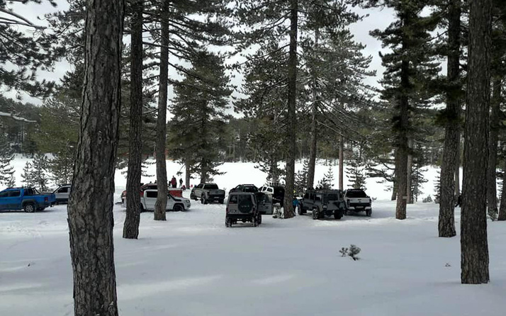 Muğla'da kar nedeniyle 30 kişi mahsur kaldı 2 kişi yaralandı