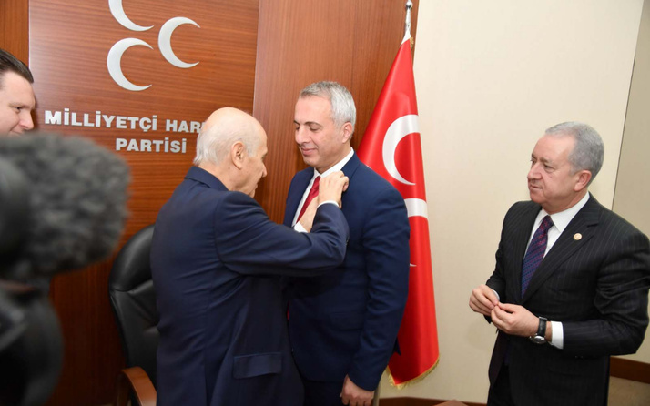 BBP’li Hendek Belediyesi Başkanı Turgut Babaoğlu MHP'ye geçti!