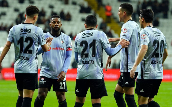 Beşiktaş Göztepe deplasmanında yeni başlangıç peşinde
