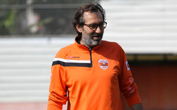 Adanaspor antrenörü hayatını kaybetti
