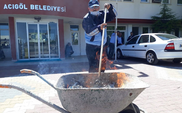 Nevşehir'in Acıgöl ilçesinde belediye tüm veresiye defterlerini yaktı