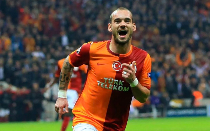 Wesley Sneijder Galatasaray'a yardımcı antrenör olarak geri dönüyor