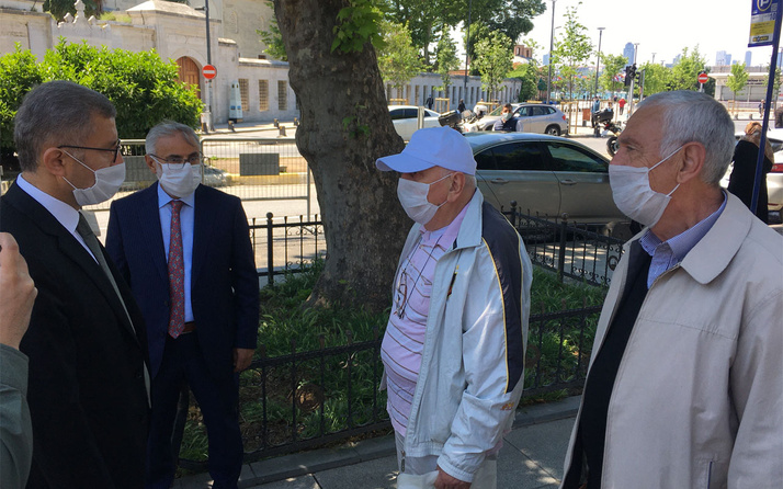 Üsküdar Belediyesi bayramın ilk gününde yaşlıları unutmadı