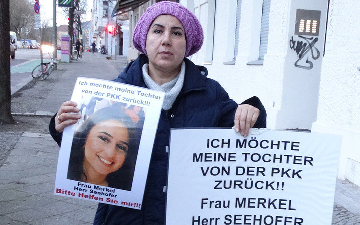 Almanya'da PKK'dan kızını istedi! Benim gibi çok anne var