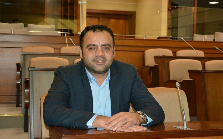 CHP'li İBB meclisi üyesi Nadir Ataman'ın kaçak yapısı yıkıldı