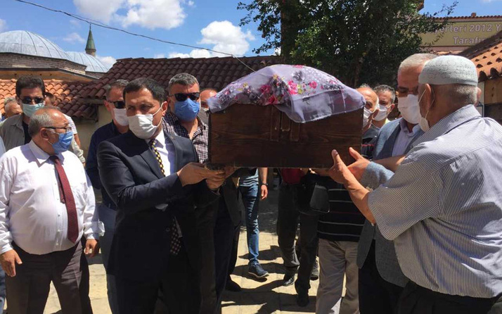 Amasya'da yılların öğretmeni Mukime Furatoğlu 106 yaşında hayatını kaybetti