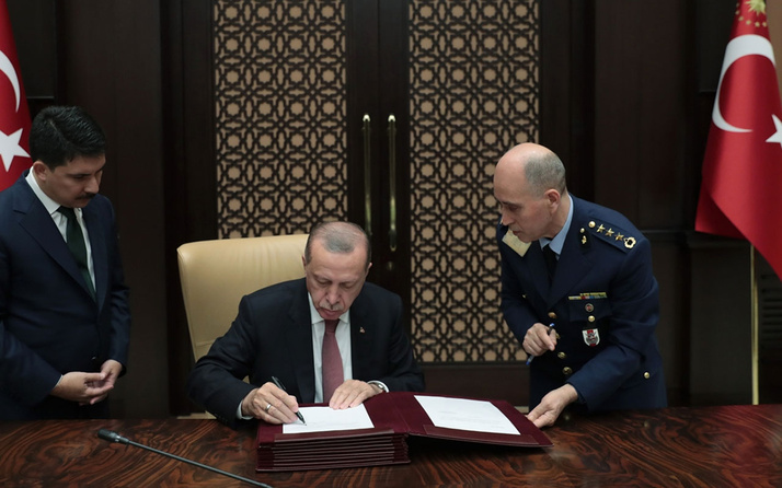 Yüksek Askeri Şura toplantısı bitti! Erdoğan Anıtkabir'de özel deftere bakın neler yazdı