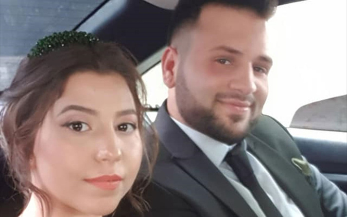 Sakarya'da hafif ticari araç yeni evli çifte çarptı: 1 ölü, 1 yaralı