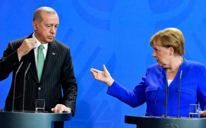 Merkel'in 'Yeni gerginlikler yaşanmasın' sözlerine Erdoğan'dan yanıt: Onu Miçotakis'le görüşün