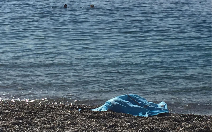 Antalya'da 85 yaşındaki adam, denizde ölü bulundu