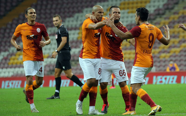 Galatasaray'da Feghoulive Linnes Erzurum maçının kadrosunda yok