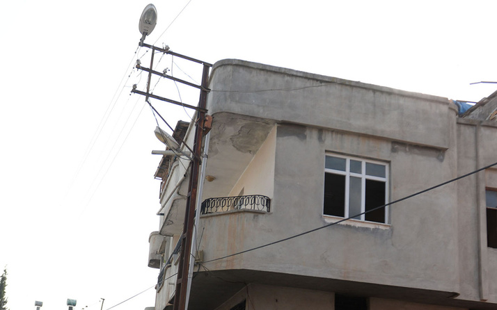 Adana'da kaçak elektrik çekmek isterken canından oldu