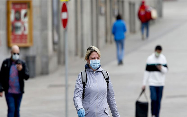 Koronavirüs vakaları patladı! Avrupa ve ABD'nin durumu endişe verici