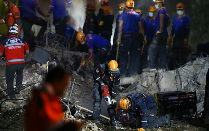 İzmir depreminde arama kurtarma çalışmaları bitti! Depremde 114 kişi hayatını kaybetti