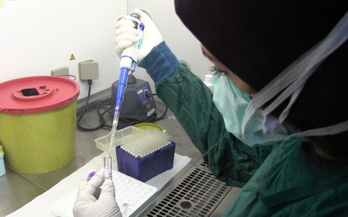 Koronavirüs aşısında Türkiye'de bir ilk! Kimler gönüllü olabilir