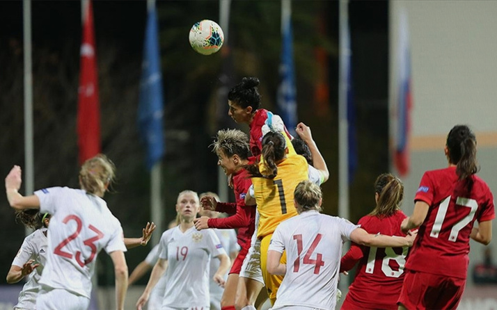 A Milli Kadın Futbol Takımı, Rusya'ya 2-1 yenildi